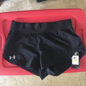 Under Armour women’s running shorts, M, black